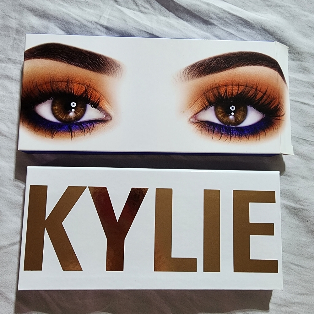 The Royal Peach Palette